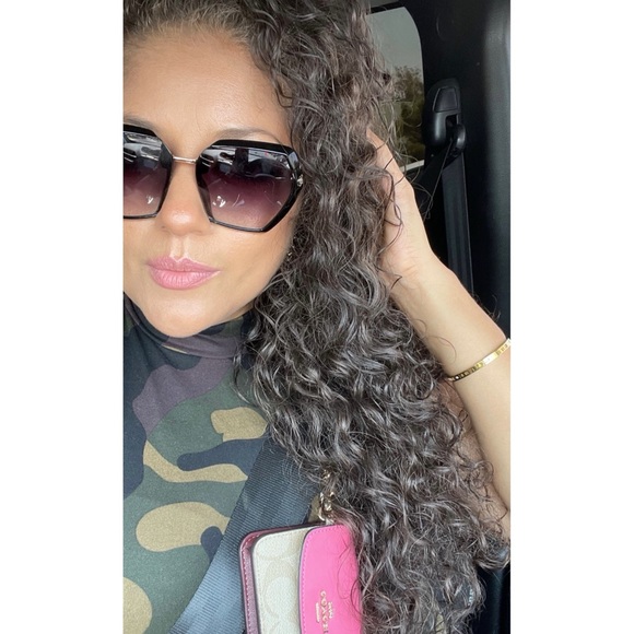 ⭐️I AM POSH AMBASSADOR II⭐️ - Picture 17 of 17